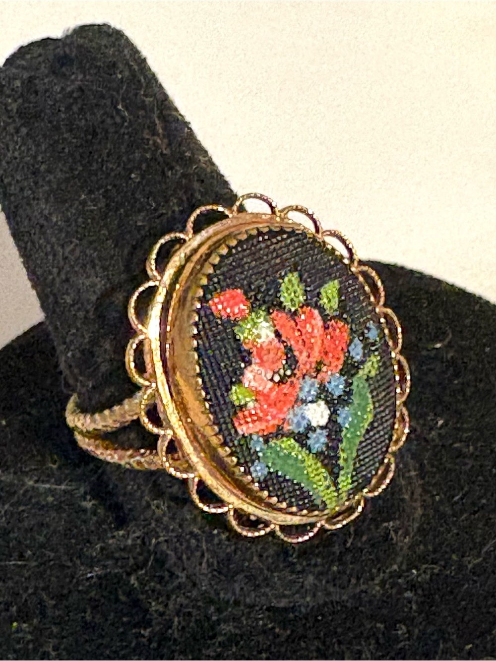 VINTAGE STAMPED AMCO FLORAL 14k GF EMBROIDERY ADJUSTABLE RING